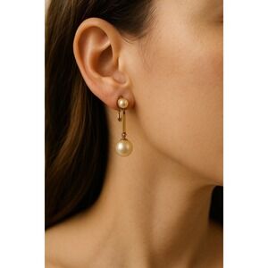 Mikimoto 14K Gold Cultured Pearl Screw Back Earrings Vintage Japan 4g